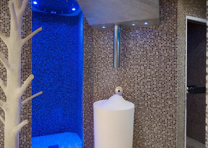 Hotel Hotel&spa De Latour Maubourg 4*