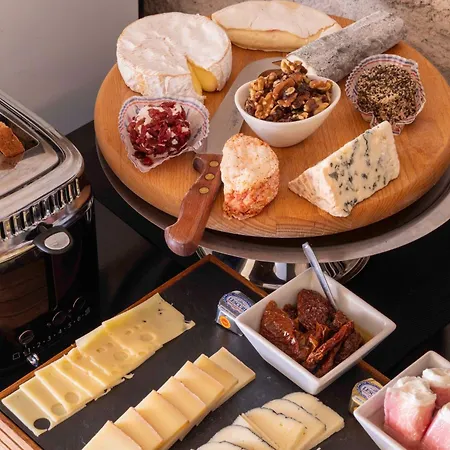 Hotel Hotel&spa De Latour Maubourg 4*