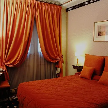 Hotel&spa De Latour Maubourg 4*