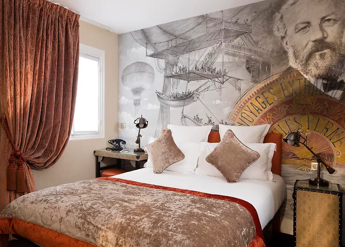 & De Latour Maubourg Otel 4*